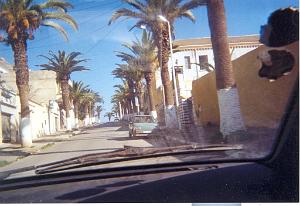 ORAN 2003 04 L ANNEXE ET A GAUCHE LES VILLAS DES CID PACCHIANO LOPEZ